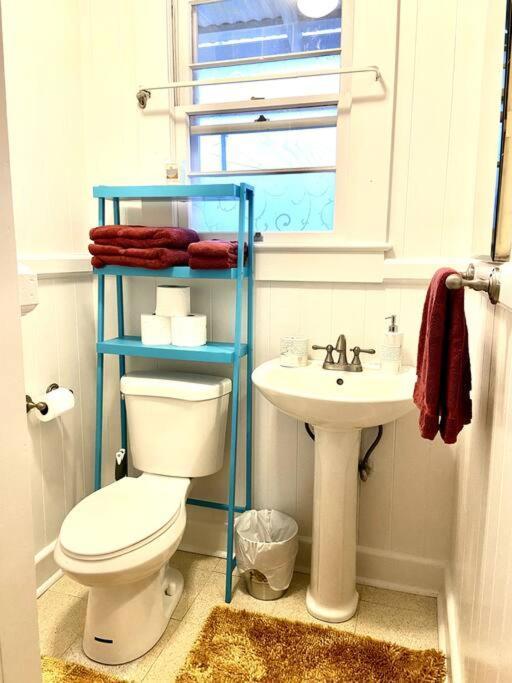 Your Hilo Homebase - Lovely 3 Bedroom In Heart Of Hilo With Ac! מראה חיצוני תמונה