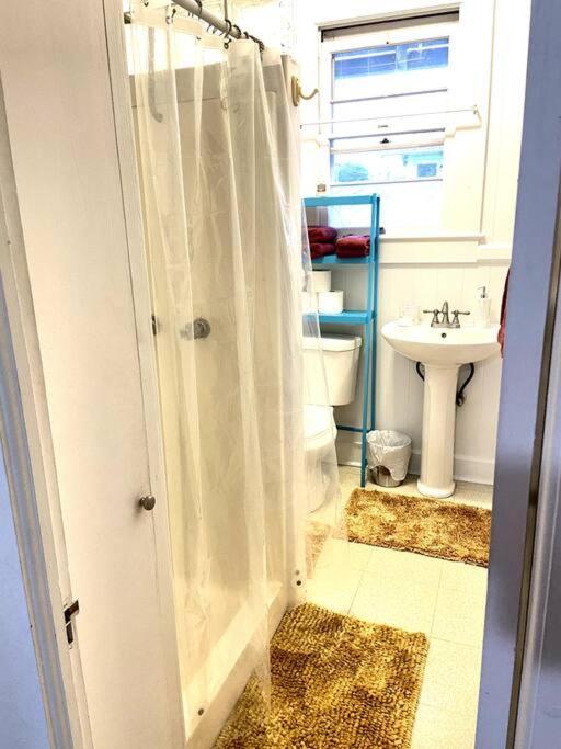 Your Hilo Homebase - Lovely 3 Bedroom In Heart Of Hilo With Ac! מראה חיצוני תמונה